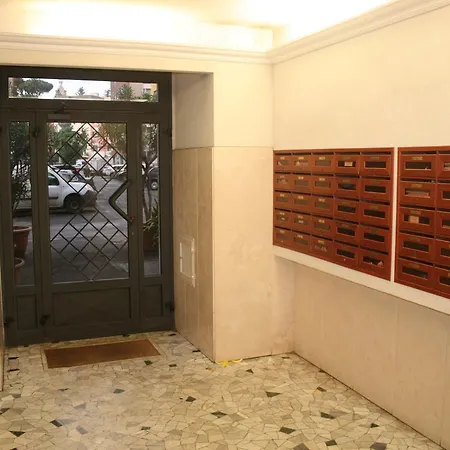 Vatican Gabriel Bed & Breakfast *