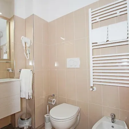 Vatican Gabriel Bed & Breakfast *